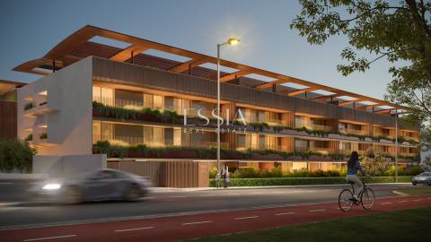 Apartamento T3 com Varanda no RAIZ na Avenida da Boavista