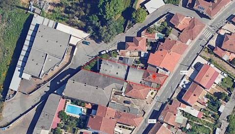 Moradia para Reabilitação para Indústria ou Habitação na Maia