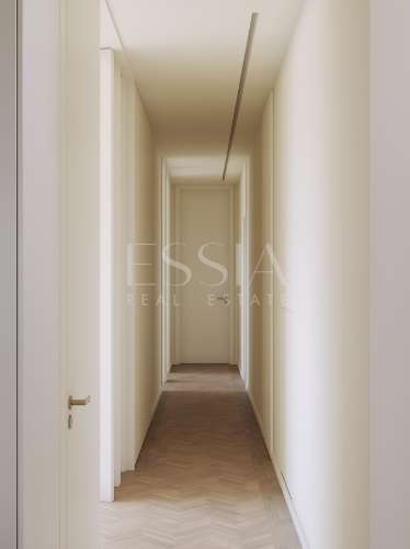 Apartamento T5 junto ao Metro da Trindade, Porto