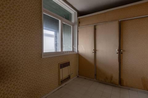 Apartamento T5 junto ao Metro da Trindade, Porto