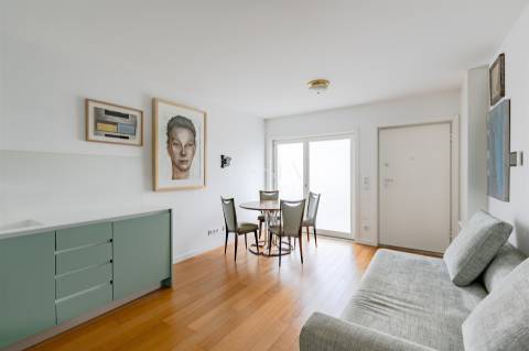 Apartamento T1 Mobilado para Arrendar na Foz Velha a 100 mts do Mar