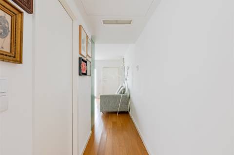 Apartamento T1 Mobilado para Arrendar na Foz Velha a 100 mts do Mar