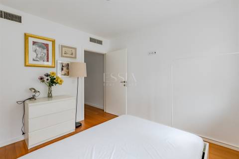 Apartamento T1 Mobilado para Arrendar na Foz Velha a 100 mts do Mar