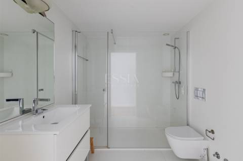 Apartamento T1 Mobilado para Arrendar na Foz Velha a 100 mts do Mar