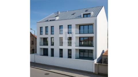 Apartamento T1 com Garagem no Candal, em Vila Nova de Gaia