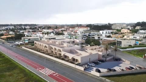 Apartamento T2 com Terraço no Sea Side Living