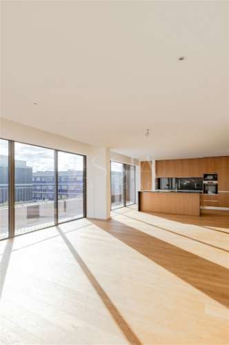 Penthouse T4 de 3 frentes e Varandas de 45 m2 em Matosinhos Sul