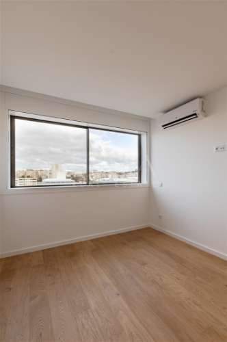 Apartamento T2 Novo com Varanda e Garagem em Matosinhos Sul