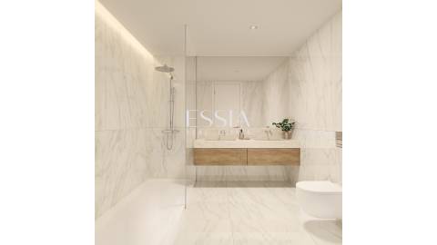 T4 com Terraços no Condomínio Brito Capelo 1023 em Matosinhos Sul