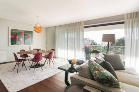 Apartamento T3 para Arrendar no Monte da Ervilha na Foz do Douro