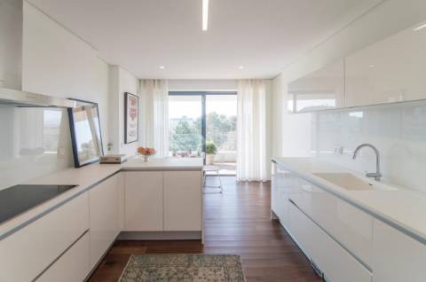 Apartamento T3 para Arrendar no Monte da Ervilha na Foz do Douro