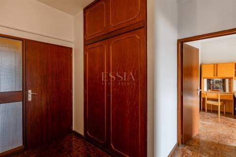 Apartamento T4 na Boavista com Garagem