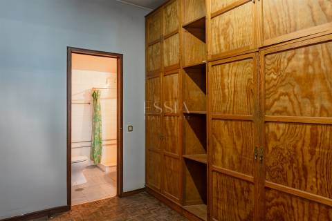 Apartamento T4 na Boavista com Garagem