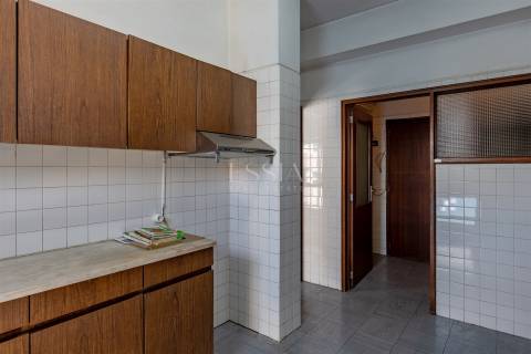 Apartamento T4 na Boavista com Garagem