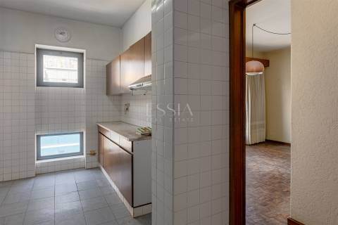 Apartamento T4 na Boavista com Garagem