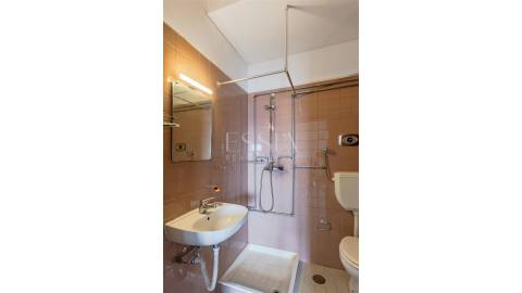 Apartamento T4 na Boavista com Garagem