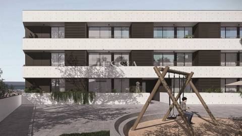 Apartamento T1 com Varanda em Miramar