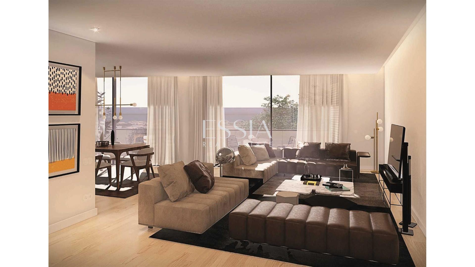 Apartamento T3 com Varandas em Miramar