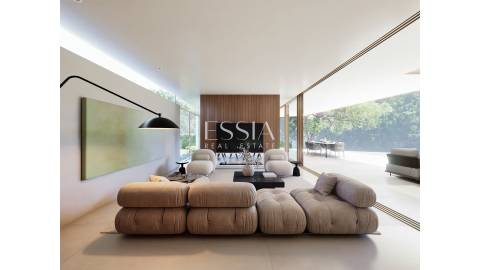 Moradia Contemporânea T5 em Vale do Lobo, Algarve