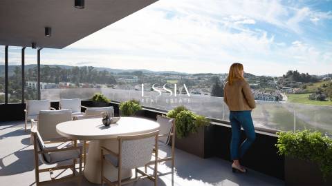 Apartamento T3 com Varandas em Lousada