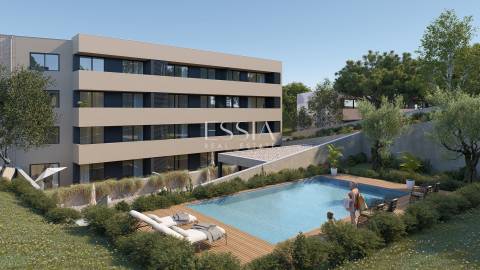 Apartamento T2 com Varanda no Crasto Living em Valadares
