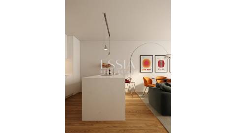 Apartamento T2 com Varanda no Sul 560 em Matosinhos Sul