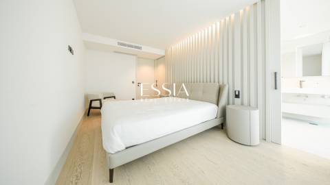 Moradia T4 com Piscina frente ao mar em Gaia