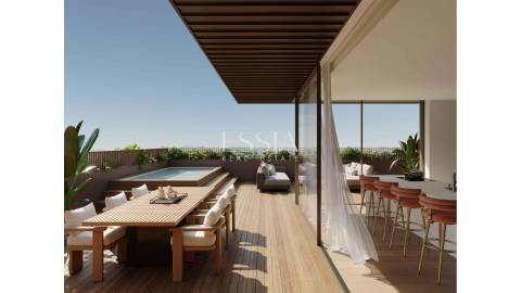 Apartamento T4 Duplex com Terraço e Piscina no The Atlantis