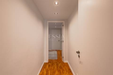 Apartamento T4 na Foz Velha a 150 metros do mar