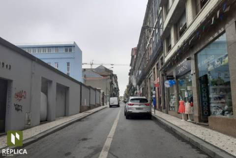 Predio com projecto aprovado - Baixa do Porto