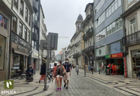 Predio com projecto aprovado - Baixa do Porto