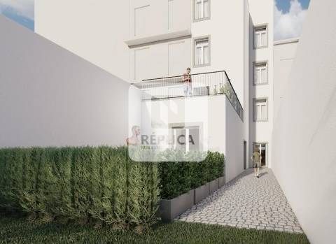 Predio com projecto aprovado - Baixa do Porto