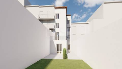 Predio com projecto aprovado - Baixa do Porto