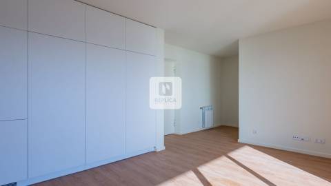 Penthouse T1 - Terraço de 39,50m2 panorâmico com cobertura.