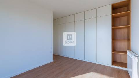 Penthouse T1 - Terraço de 39,50m2 panorâmico com cobertura.