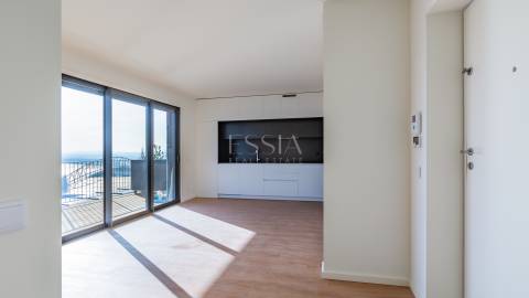 Penthouse T1 - Terraço de 39,50m2 panorâmico com cobertura.