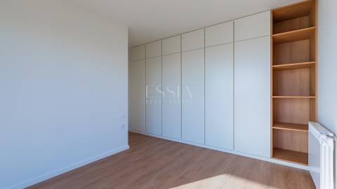 Penthouse T1 - Terraço de 39,50m2 panorâmico com cobertura.