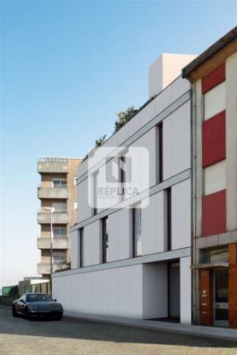 Apartamento T4 Duplex - Jardim 100m2 – Antas