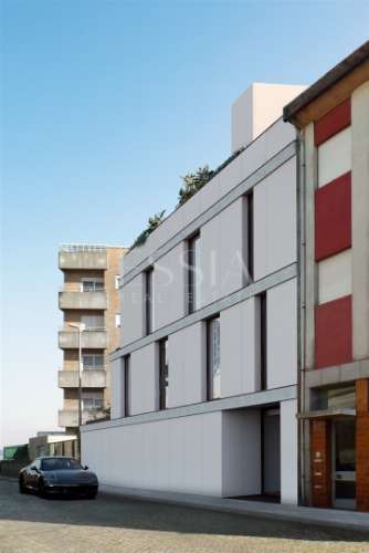 Apartamento T4 Duplex - Jardim 100m2 – Antas