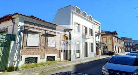Apartamento T0 com terraço à Avenida da República - V. N. de Gaia