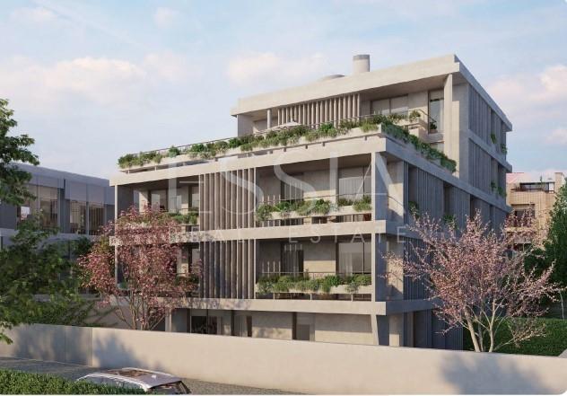 Apartamento T3 NOVO com varanda próximo Av. da Boavista no Porto
