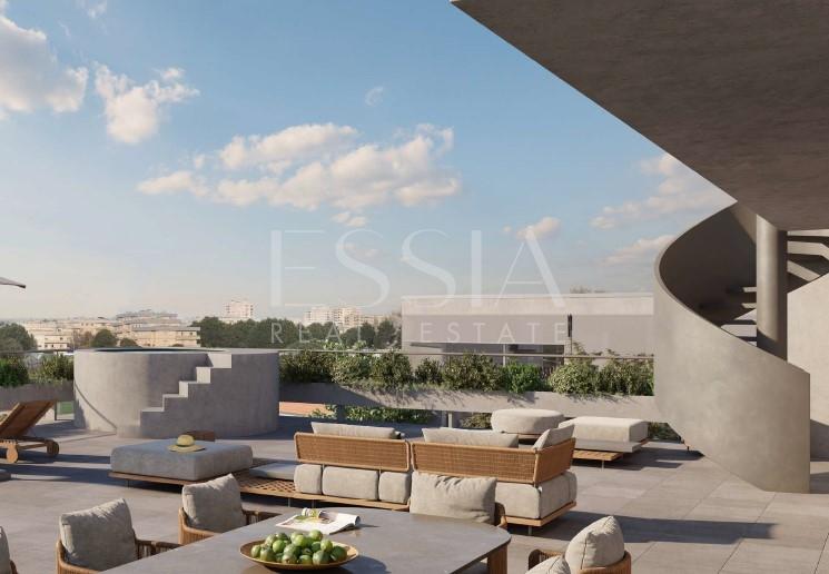 Apartamento T3 com jardim próximo Av. da Boavista no Porto