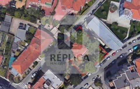 Apartamento Cobertura T4 Duplex com terraço e jacuzzi na Av. da Boavista no Porto