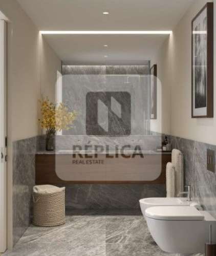 Apartamento Cobertura T4 Duplex com terraço e jacuzzi na Av. da Boavista no Porto