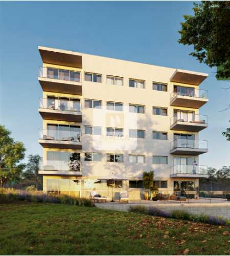 Apartamento T2 com 2 varandas viradas a nascente em Canidelo