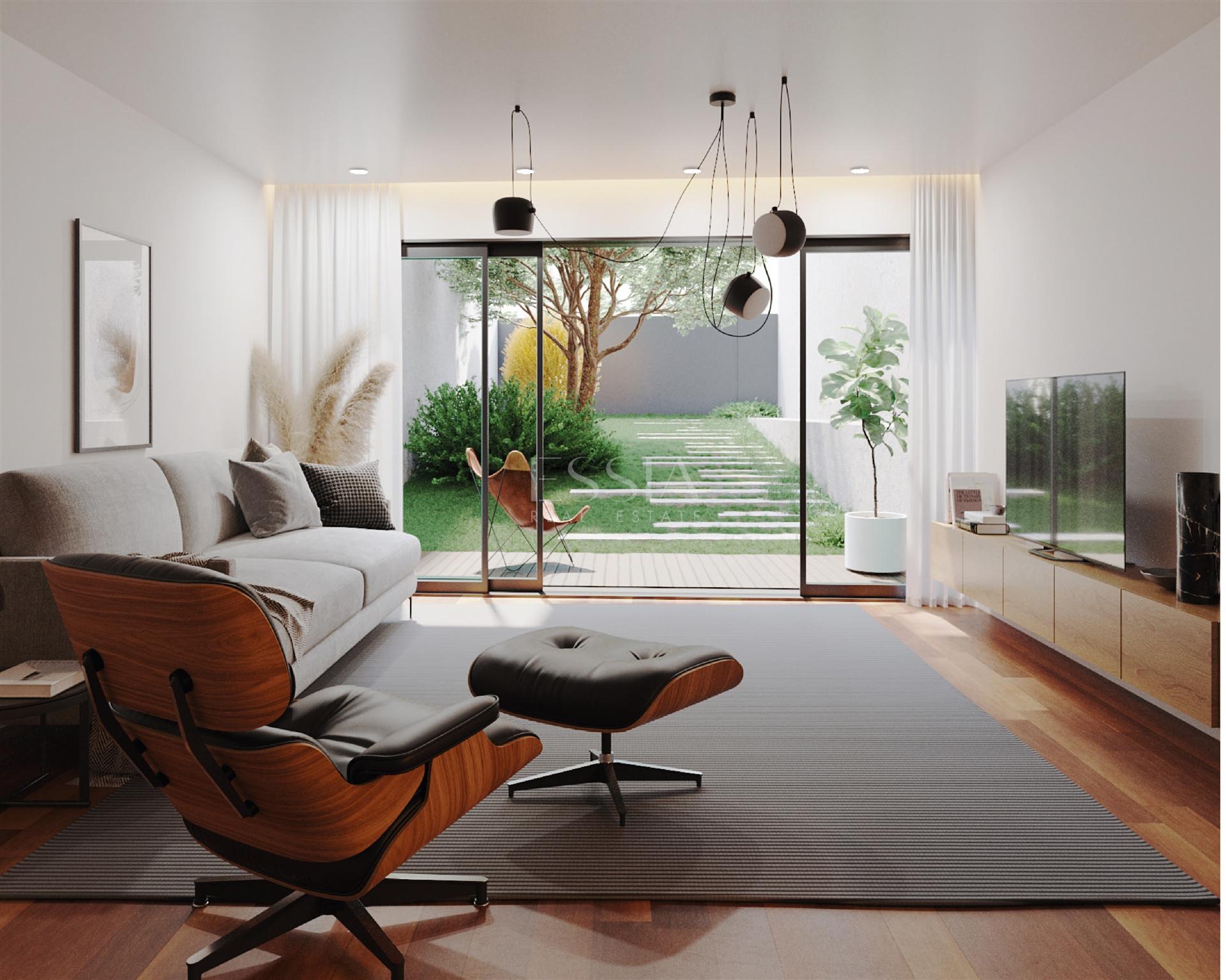 T2 duplex com Jardim de 45m2 e 2 lugares de garagem na  Avenida Fernão de Magalhães