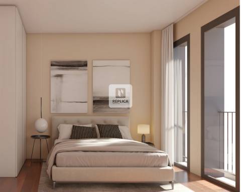 T3 Duplex com 2 Varandas na Avenida Fernão de Magalhães