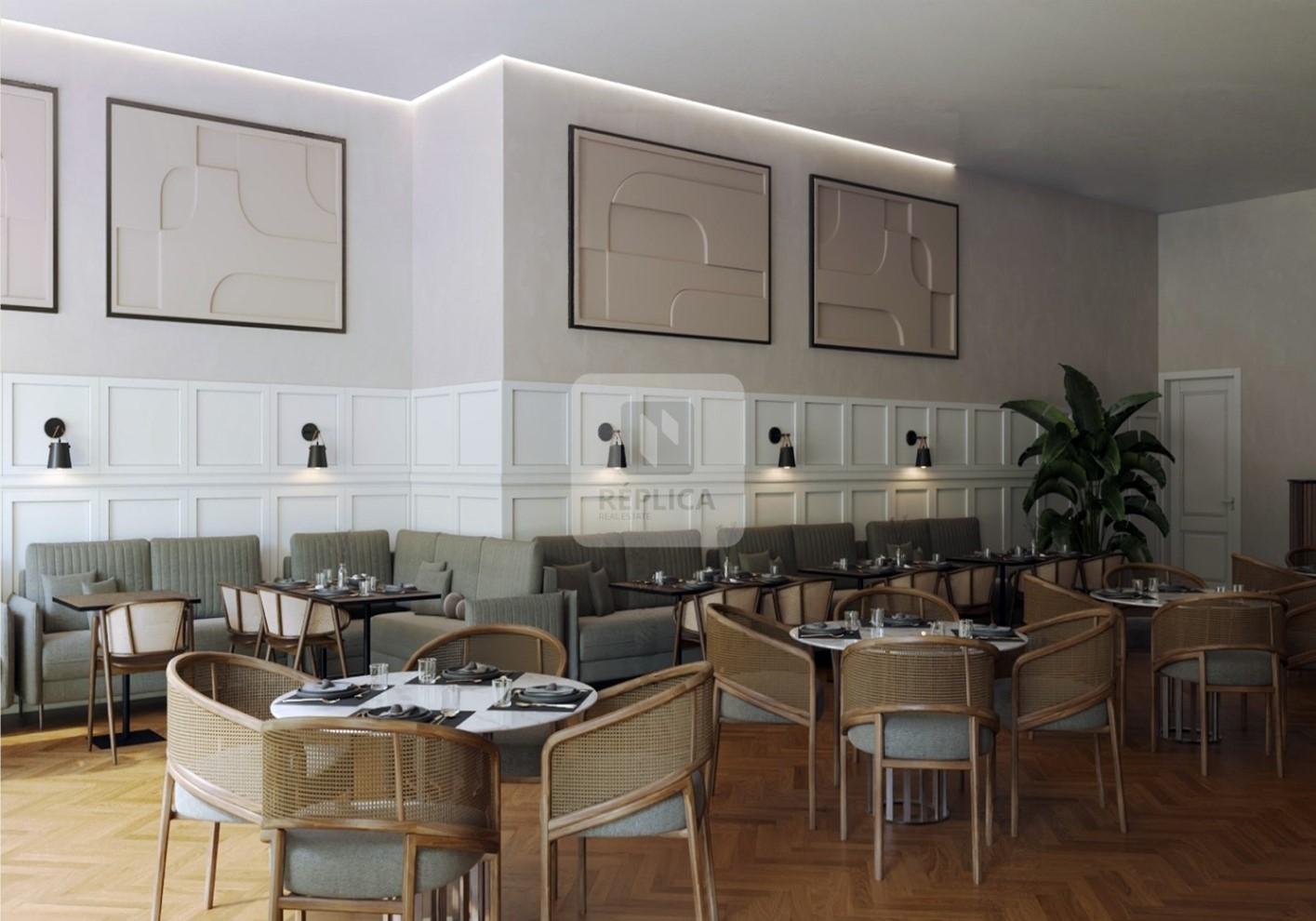 Espaço Comercial Novo na Baixa do Porto &#124; 241 m²