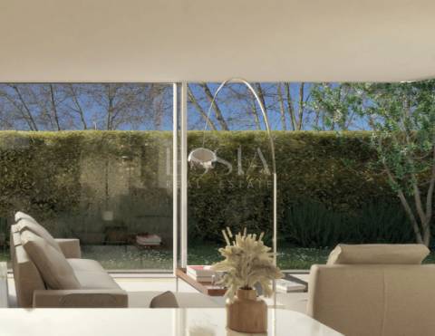 Apartamento T3 com varanda no The Avenue nas Antas