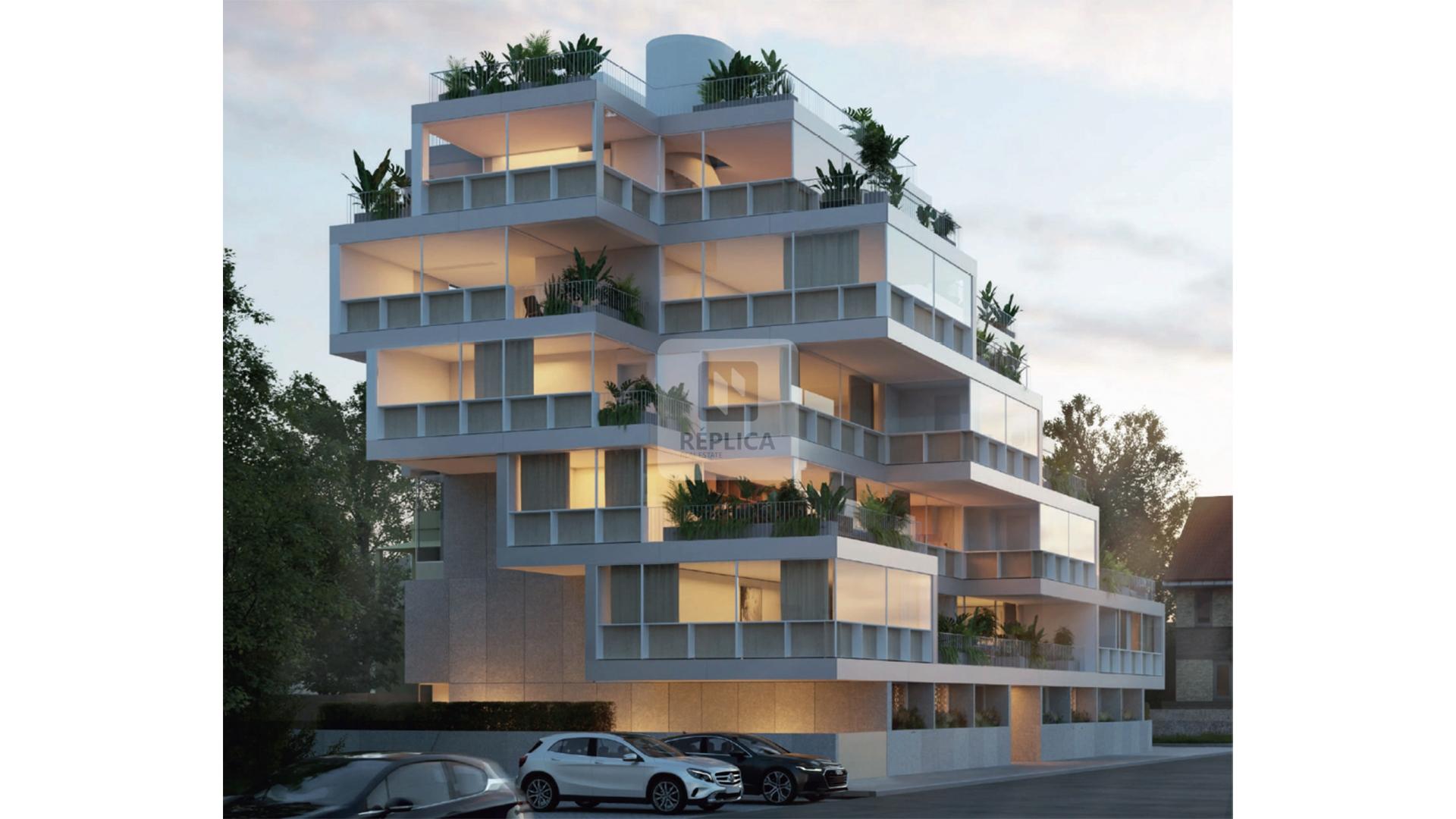Apartamento T2 com Varandas no The Avenue, Antas